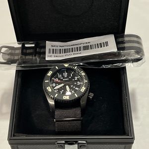 NWT MWC "Depthmaster" 100atm 3,280ft Helium 3 Water Resistant Divers Watch